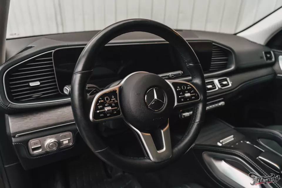 Химчистка салона для Mercedes GLE 400d